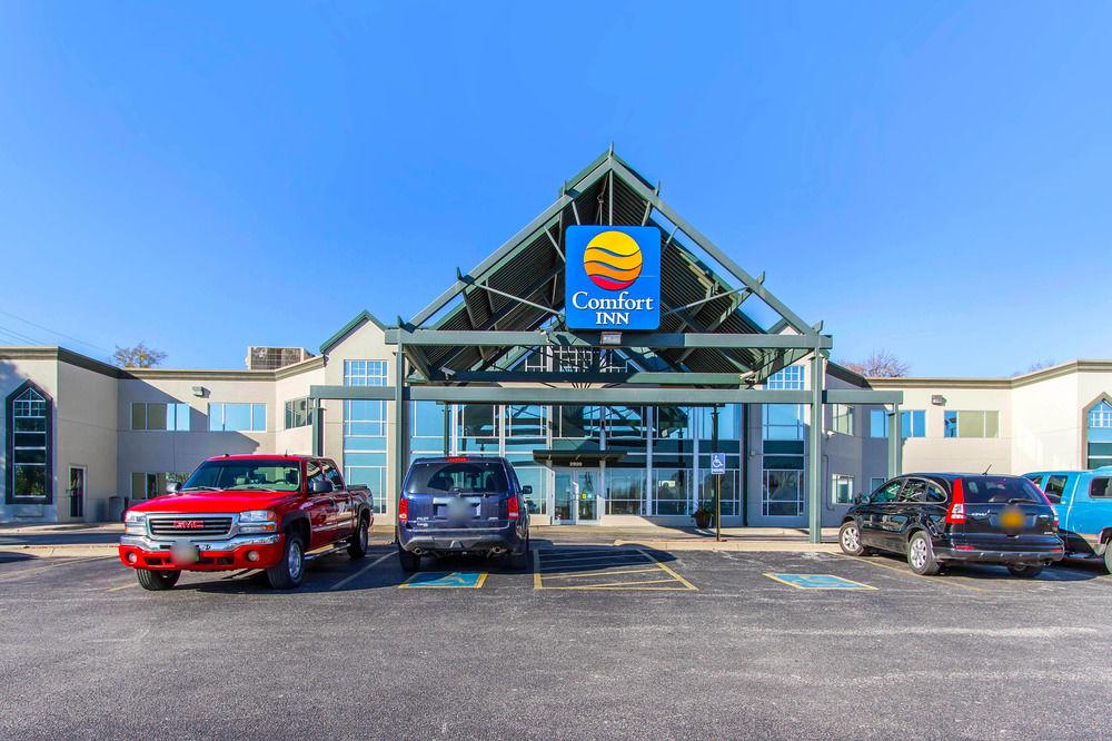 The Inn & Suites Omaha Near Zoo Bagian luar foto