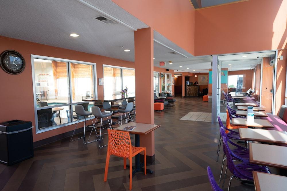 The Inn & Suites Omaha Near Zoo Bagian luar foto