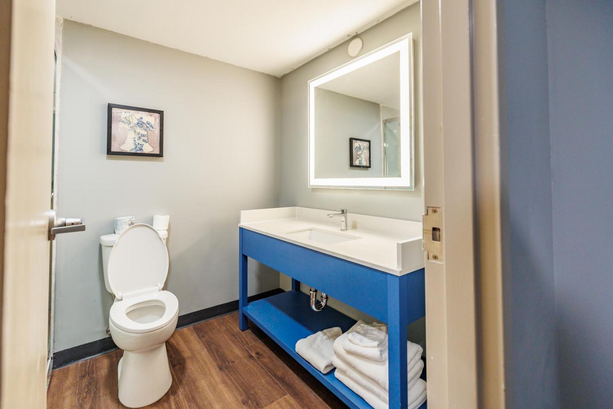 The Inn & Suites Omaha Near Zoo Bagian luar foto