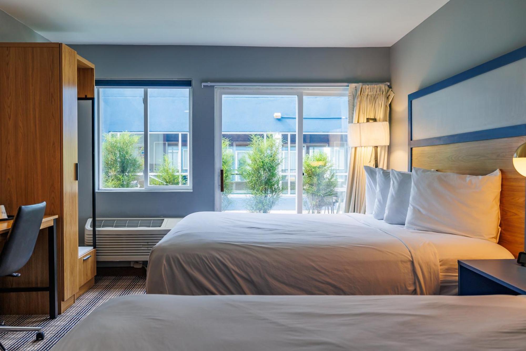 The Inn & Suites Omaha Near Zoo Bagian luar foto