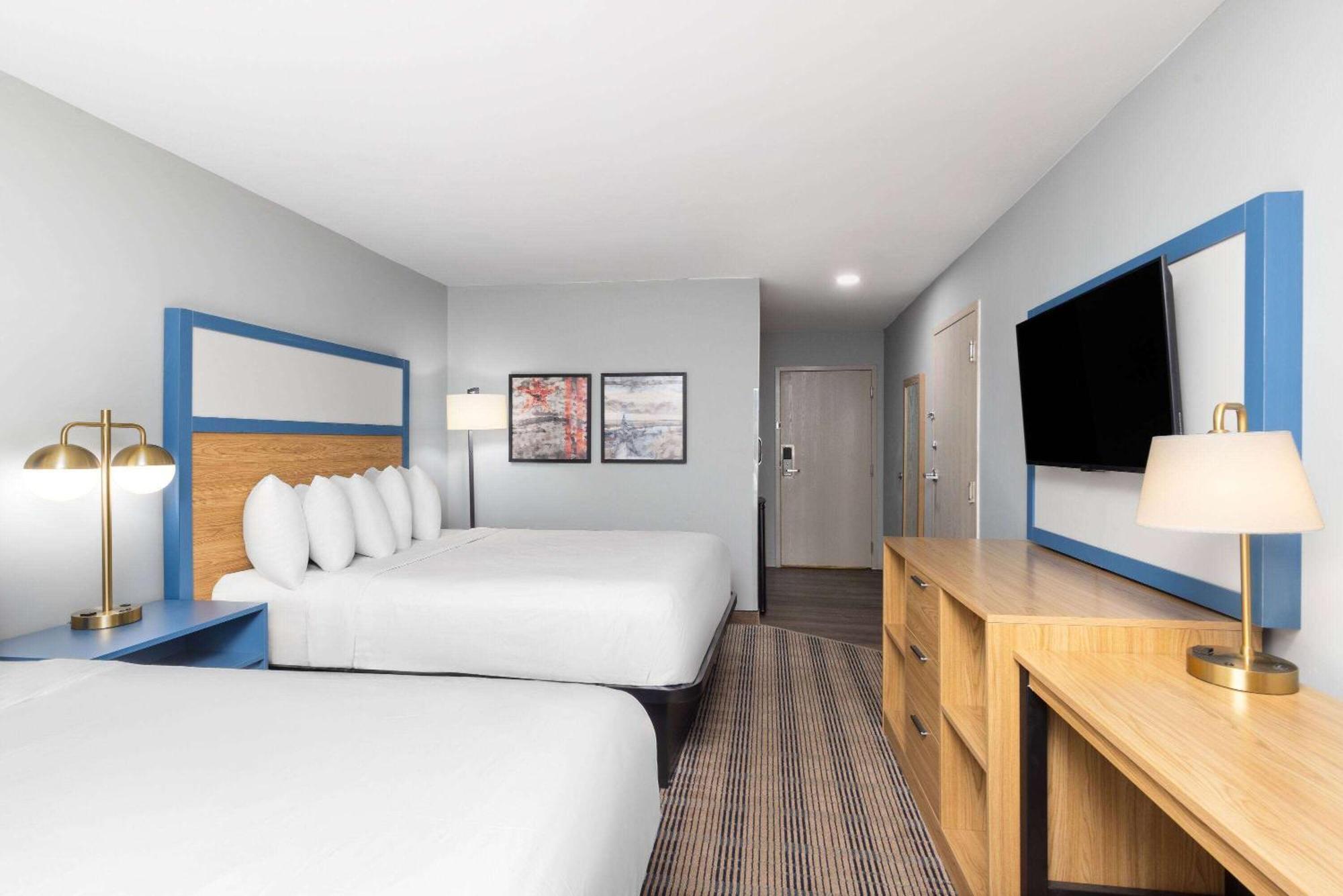 The Inn & Suites Omaha Near Zoo Bagian luar foto